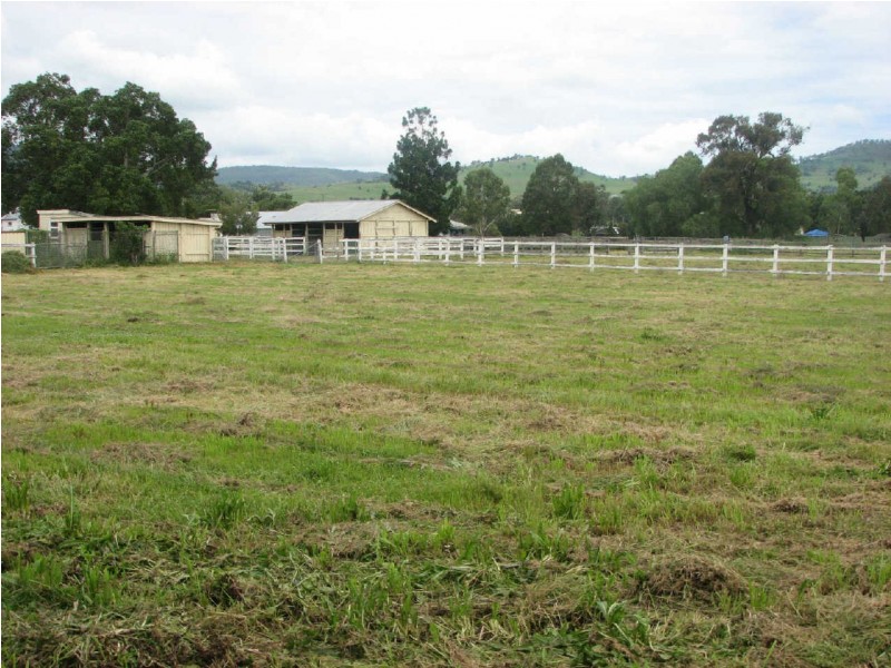 8A Ailanthus Street, Killarney QLD 4373