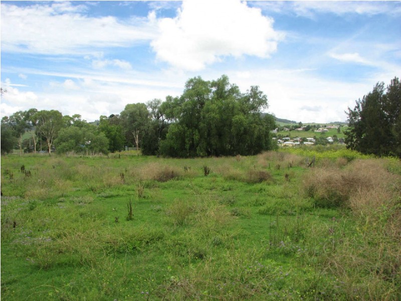 8A Ailanthus Street, Killarney QLD 4373