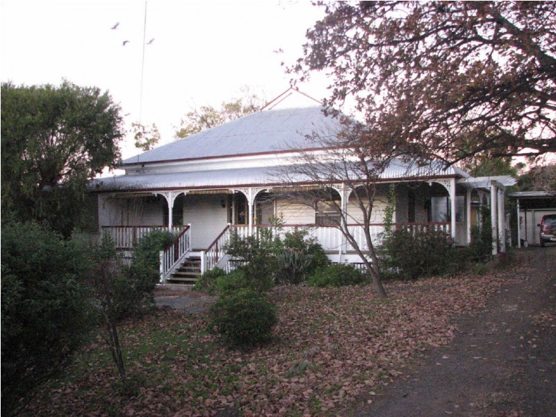 17 Pine Street, Killarney QLD 4373