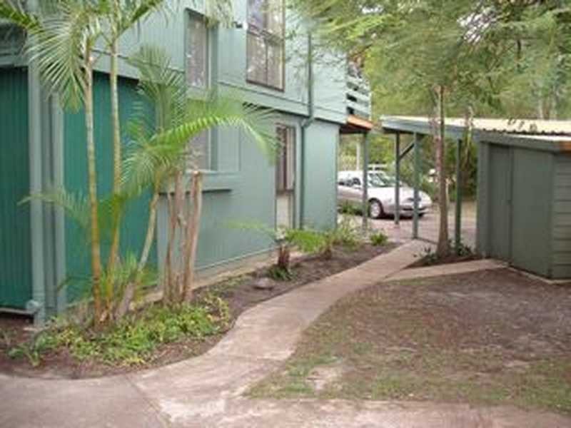104 Bishop Road, Beachmere QLD 4510