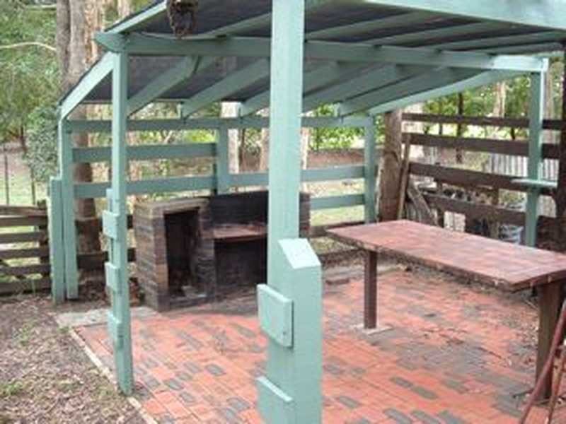 104 Bishop Road, Beachmere QLD 4510