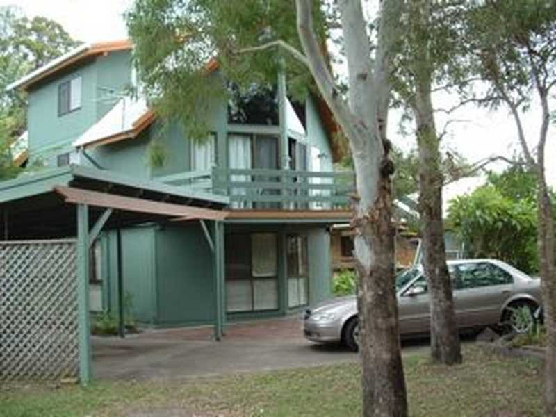 104 Bishop Road, Beachmere QLD 4510