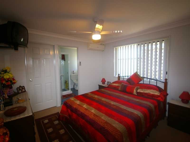 3 Dixon Court, Beachmere QLD 4510