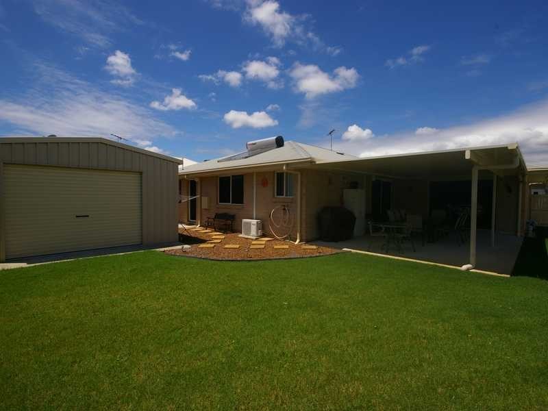 3 Dixon Court, Beachmere QLD 4510