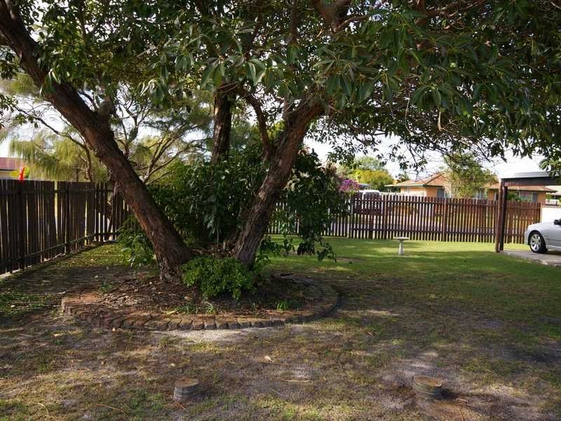 Unit 2/16 Frederick Street, Banksia Beach QLD 4507