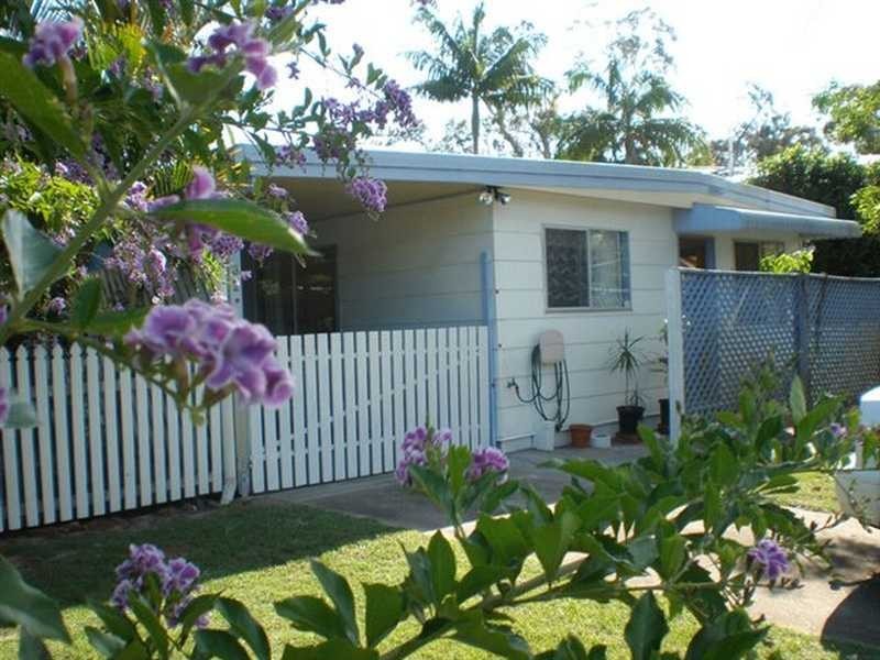 32 Dwyer Street, Beachmere QLD 4510
