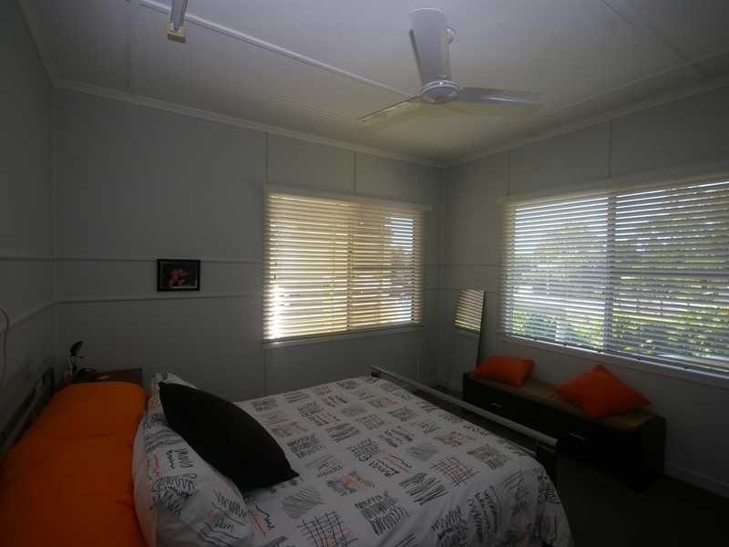 860 Beachmere Road, Beachmere QLD 4510