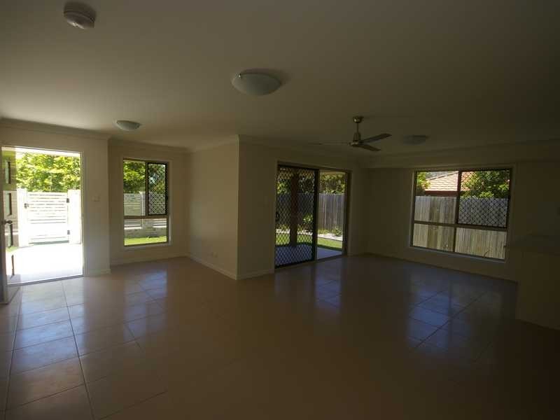 12 Second Avenue, Beachmere QLD 4510
