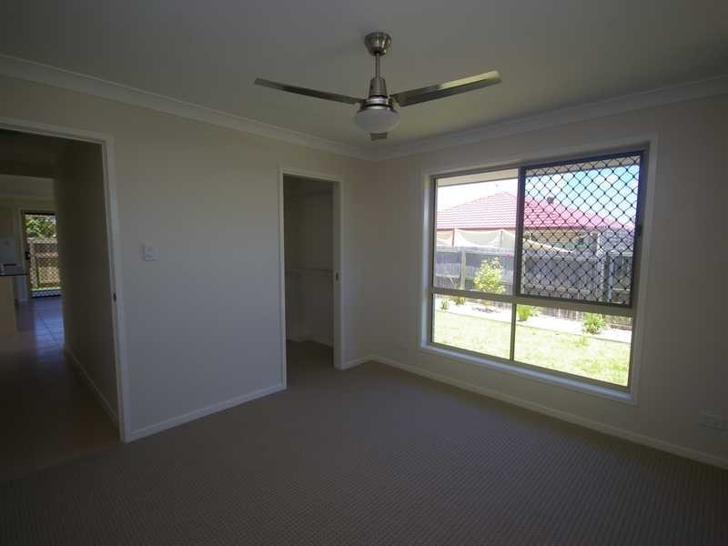 12 Second Avenue, Beachmere QLD 4510