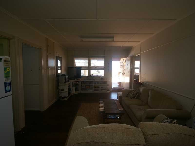 113 Biggs Avenue, Beachmere QLD 4510