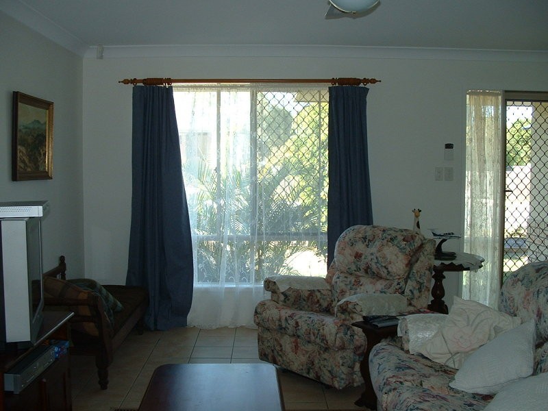 6 Saint Smith Road, Beachmere QLD 4510