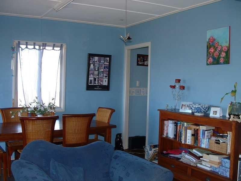 133 Biggs Avenue, Beachmere QLD 4510