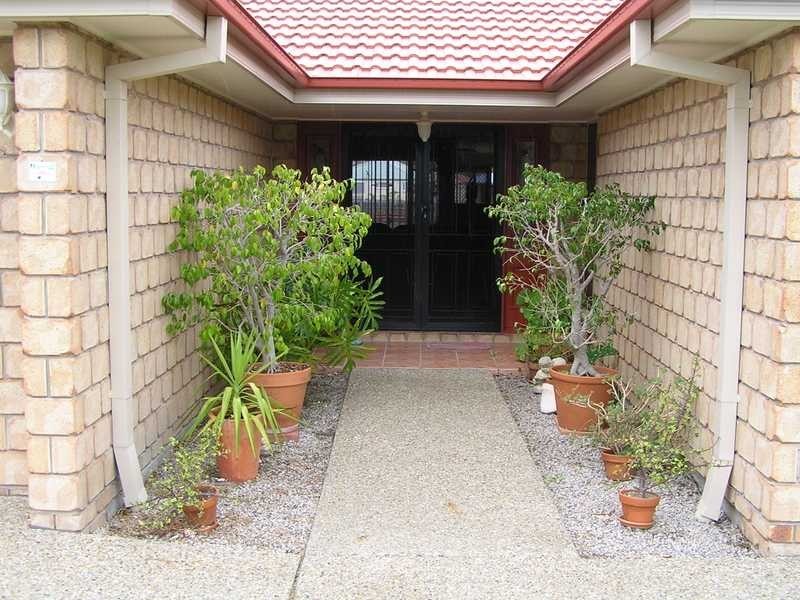 74 Biggs Avenue, Beachmere QLD 4510