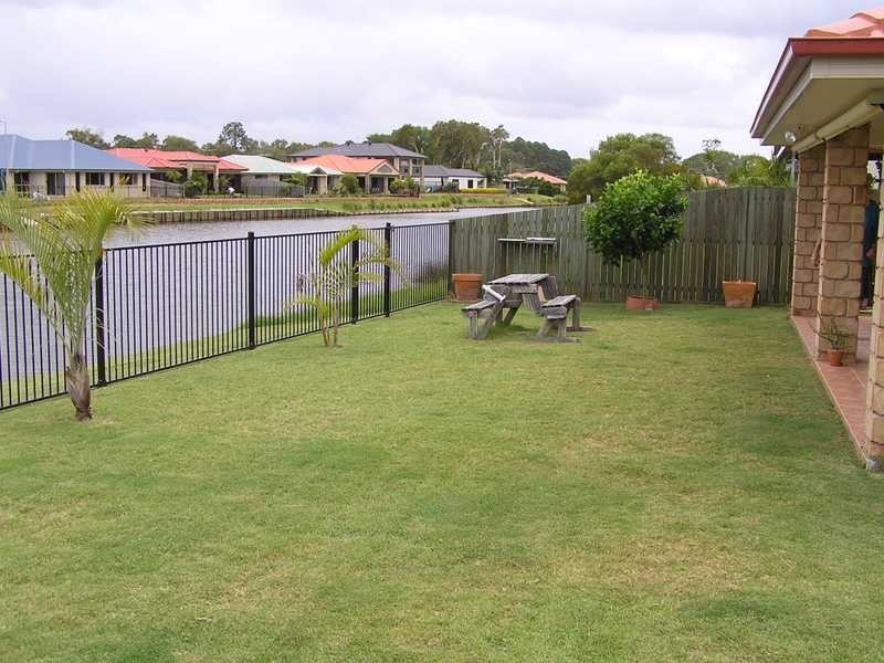 74 Biggs Avenue, Beachmere QLD 4510
