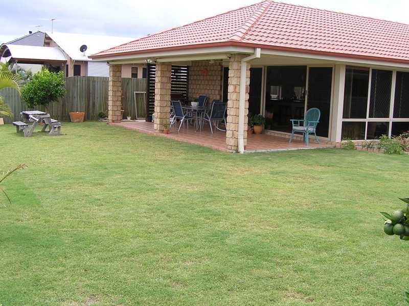 74 Biggs Avenue, Beachmere QLD 4510