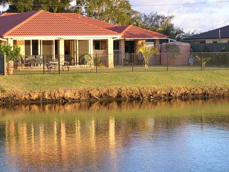 74 Biggs Avenue, Beachmere QLD 4510