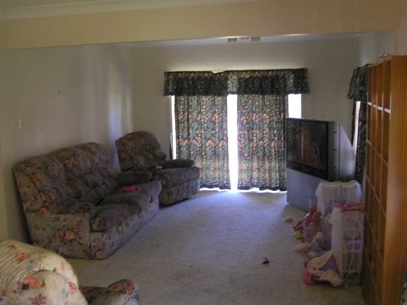 379 Beachmere Road, Beachmere QLD 4510