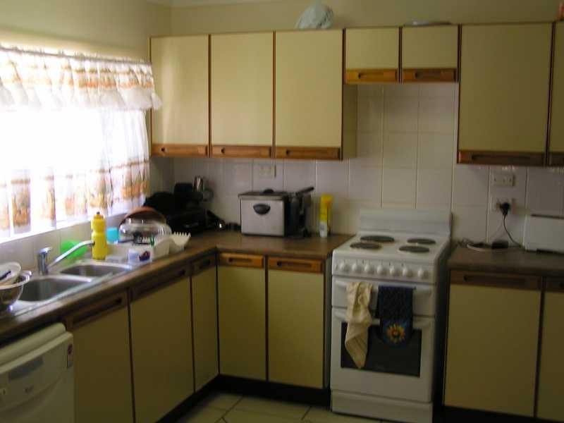 379 Beachmere Road, Beachmere QLD 4510