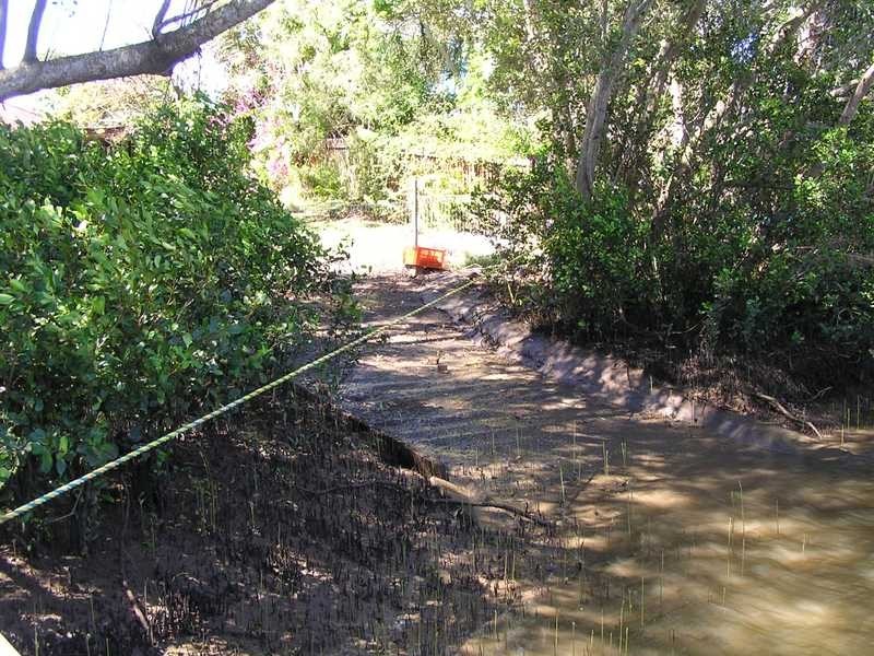 379 Beachmere Road, Beachmere QLD 4510