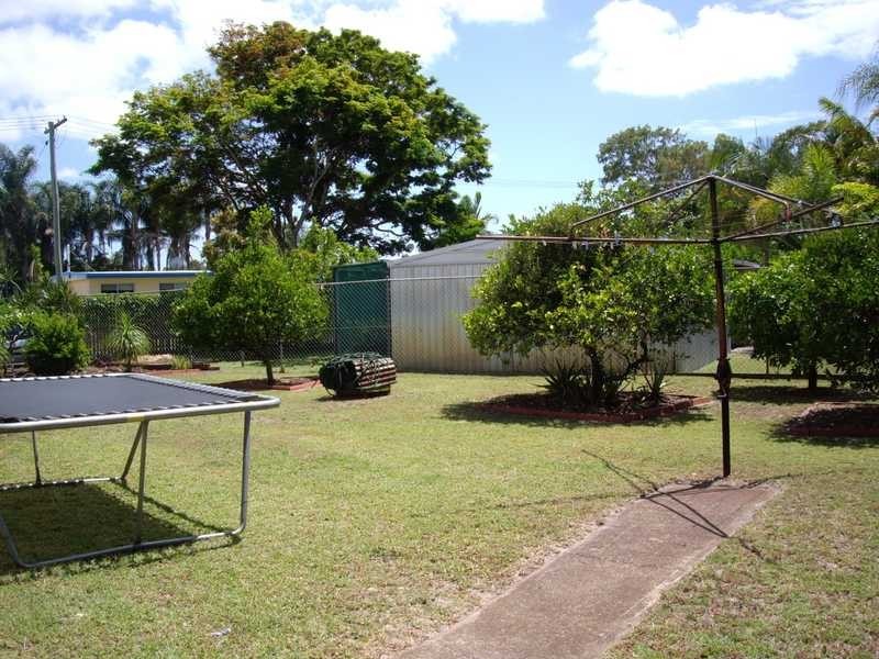 6 Bryant Street, Beachmere QLD 4510