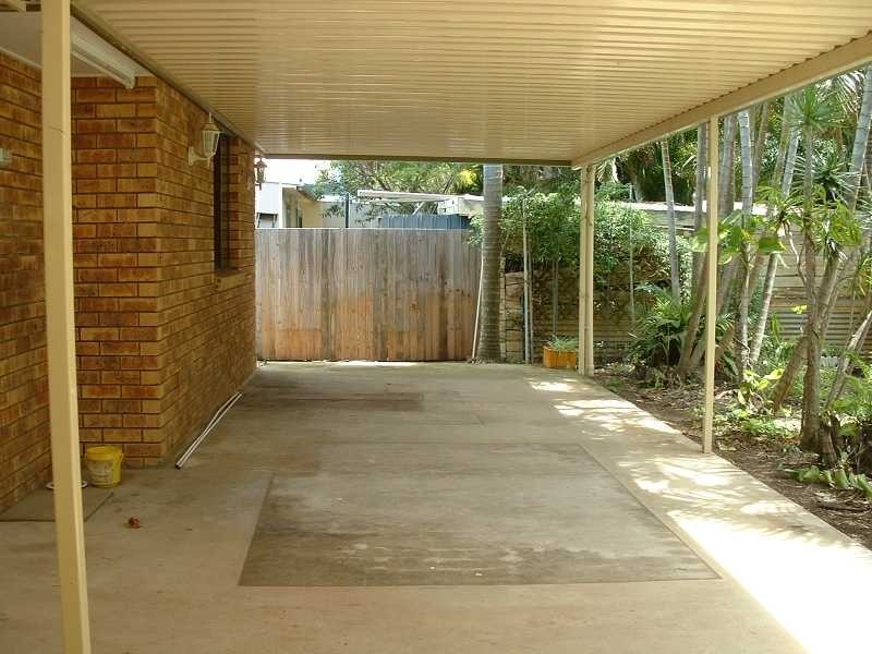 18 Grace Street, Beachmere QLD 4510