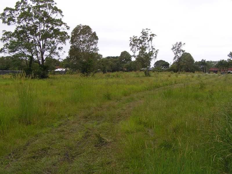 16 Bishop Road, Beachmere QLD 4510