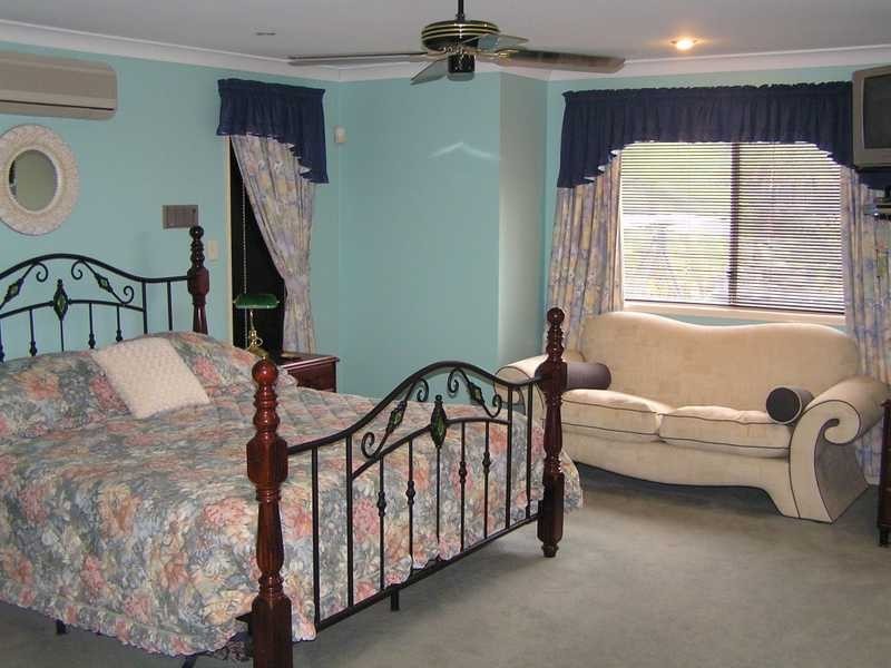 27 Camion Court, Petrie QLD 4502