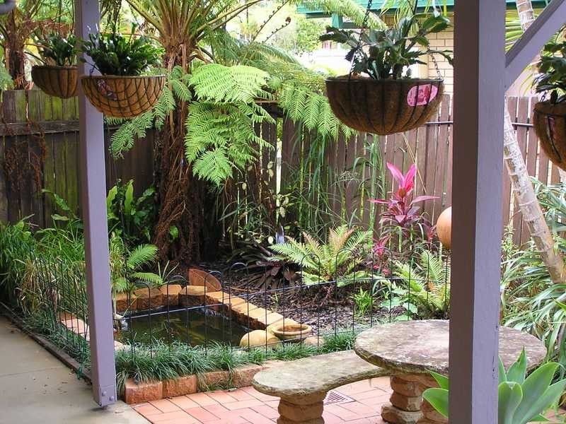 4 Gillian Street, Beachmere QLD 4510