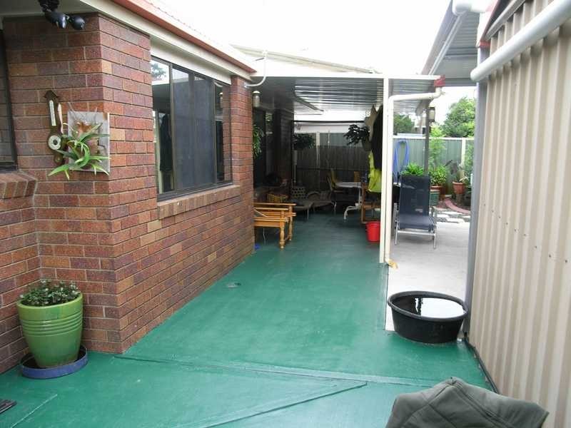 18 Bryant Street, Beachmere QLD 4510