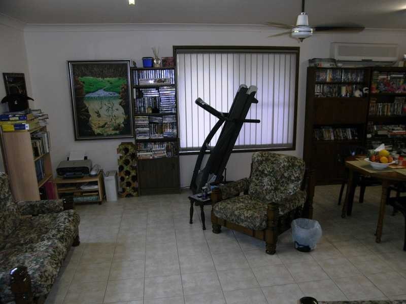 18 Bryant Street, Beachmere QLD 4510