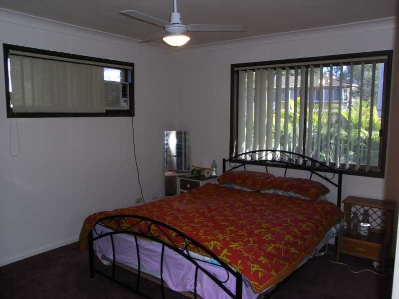 18 Bryant Street, Beachmere QLD 4510