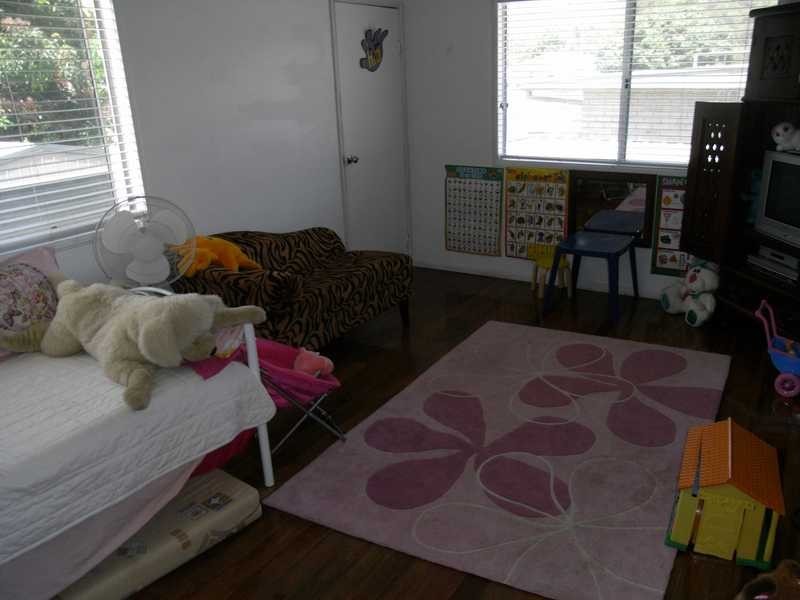 16 First Avenue, Beachmere QLD 4510