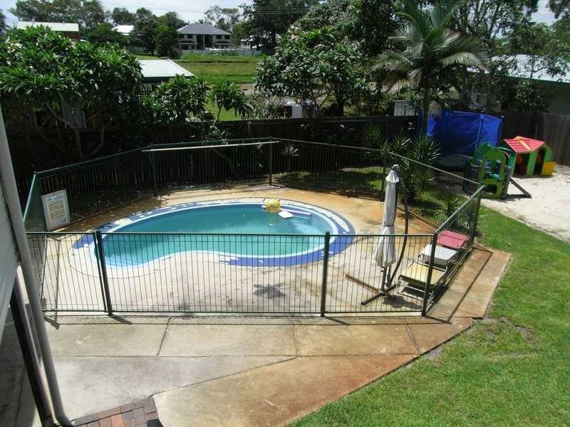 16 First Avenue, Beachmere QLD 4510