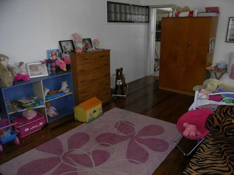 16 First Avenue, Beachmere QLD 4510