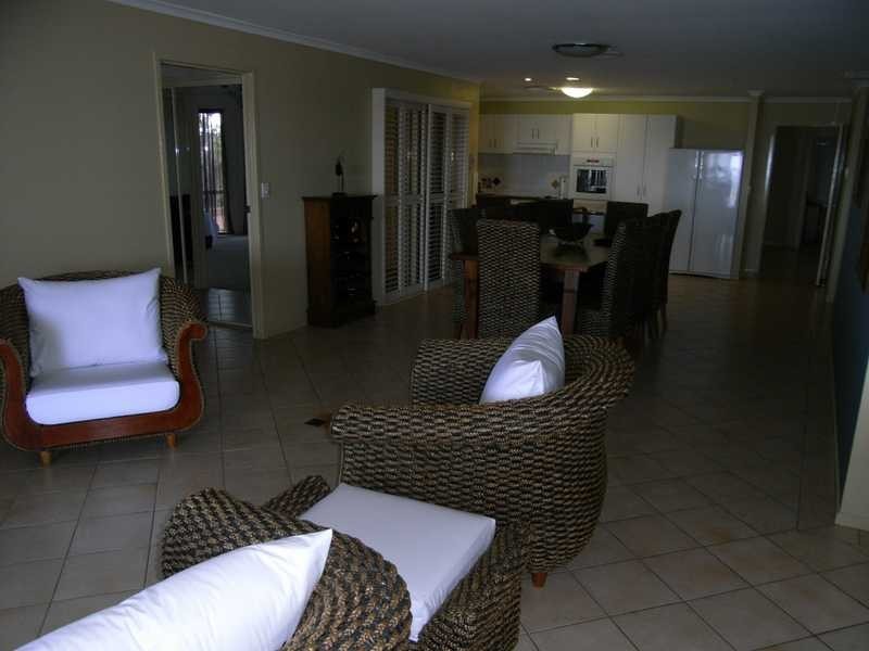 27 Grace Street, Beachmere QLD 4510