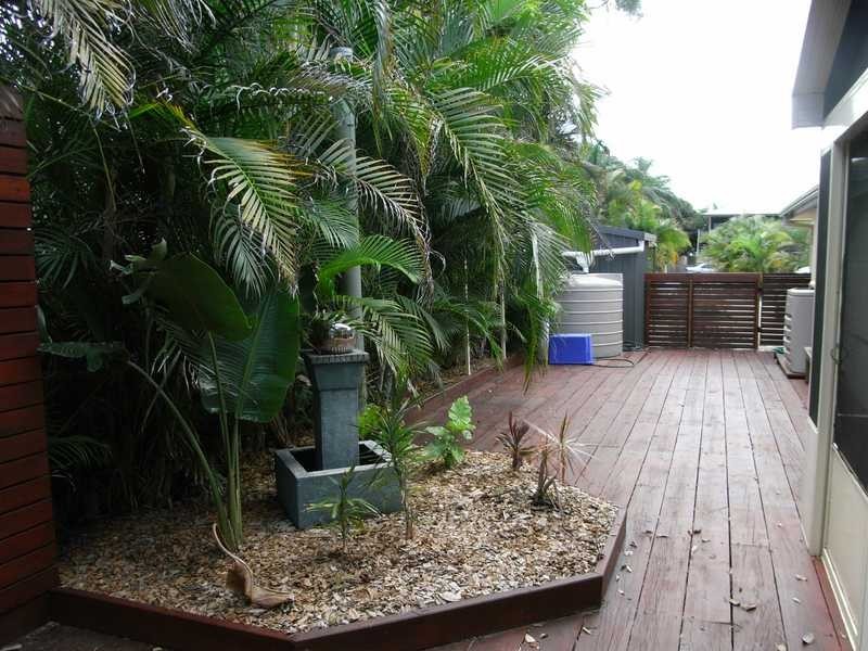 27 Grace Street, Beachmere QLD 4510