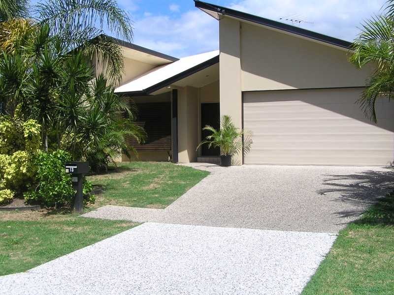13 Saint Smith Road, Beachmere QLD 4510