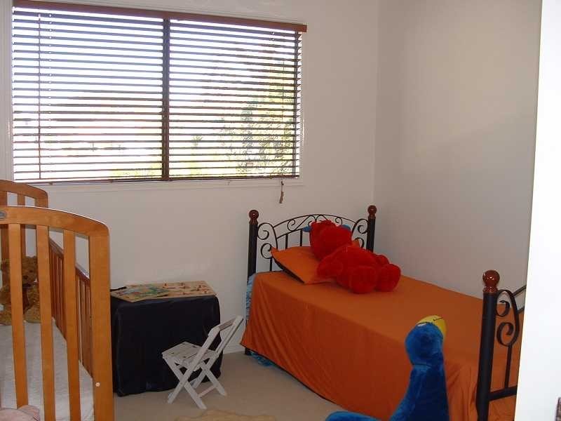 16 Second Avenue, Beachmere QLD 4510