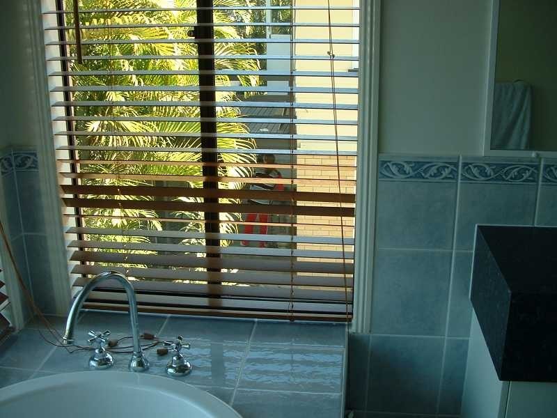 16 Second Avenue, Beachmere QLD 4510