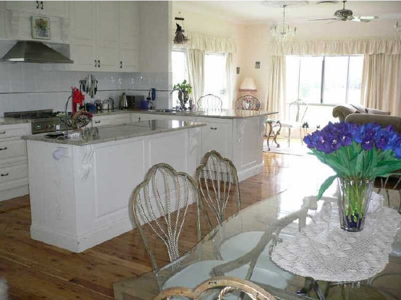 930 Cove Road, Woodford QLD 4514