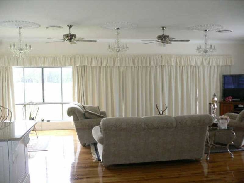 930 Cove Road, Woodford QLD 4514