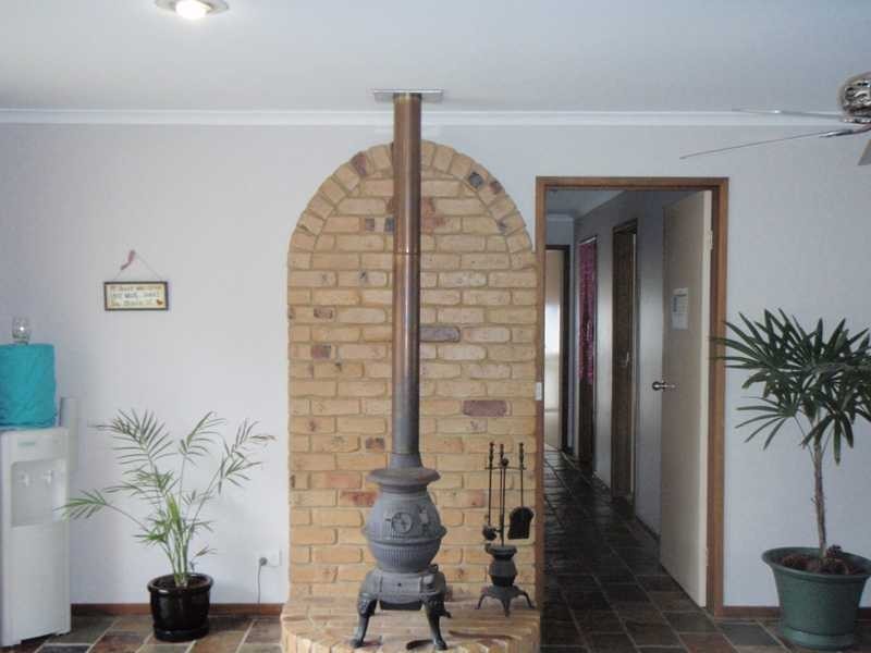 45 James Road, Beachmere QLD 4510