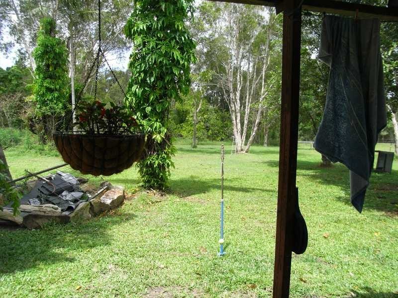 17 Glasgow Road, Ningi QLD 4511