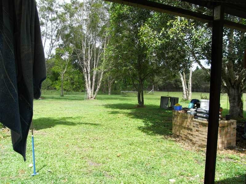 17 Glasgow Road, Ningi QLD 4511