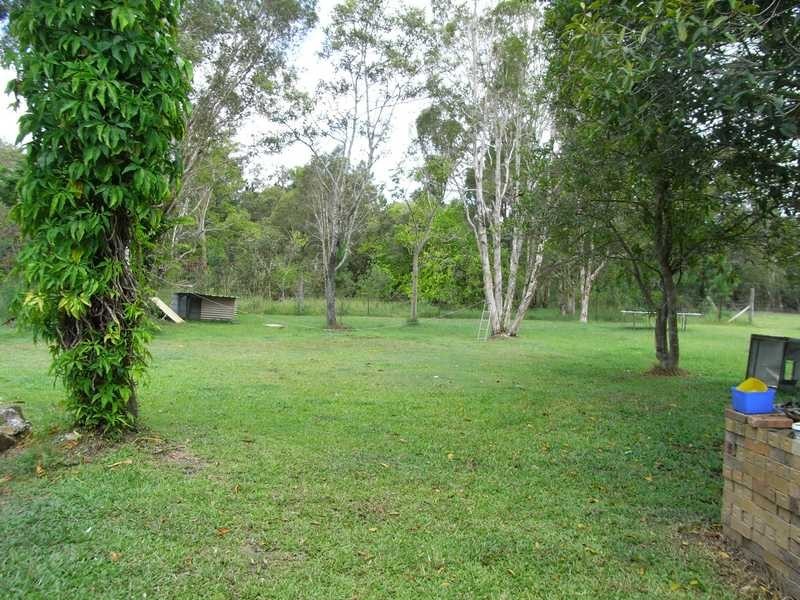 17 Glasgow Road, Ningi QLD 4511