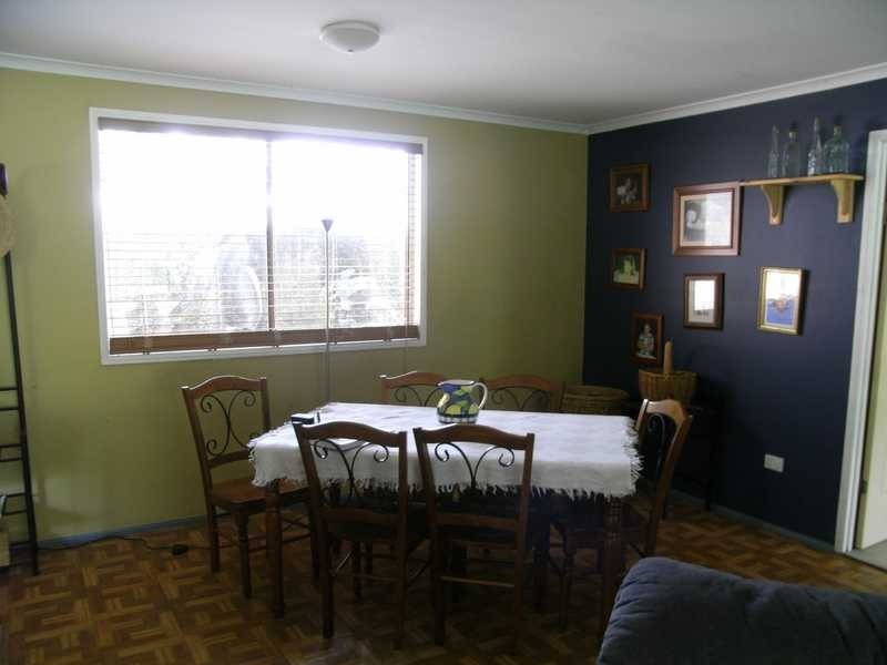 17 Glasgow Road, Ningi QLD 4511