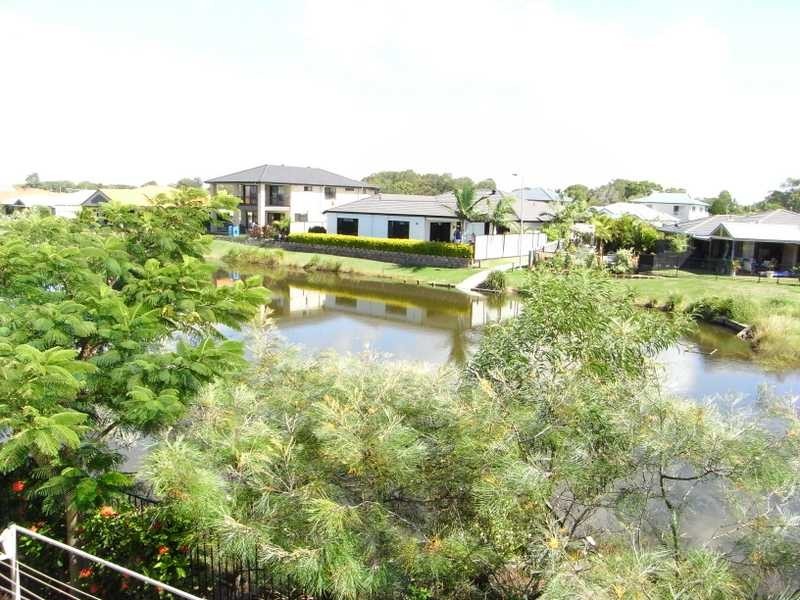 Unit 3/56 Biggs Avenue, Beachmere QLD 4510