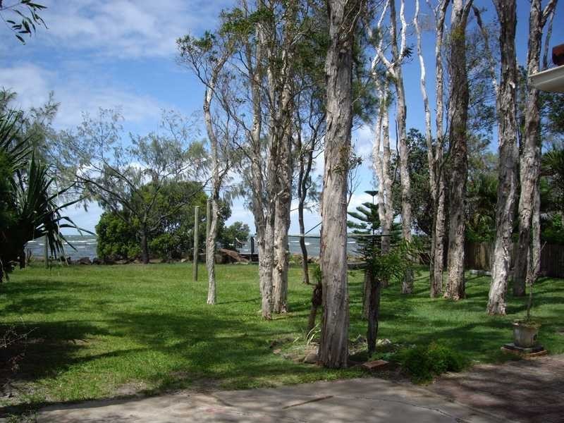 22 Bayside Drive, Beachmere QLD 4510