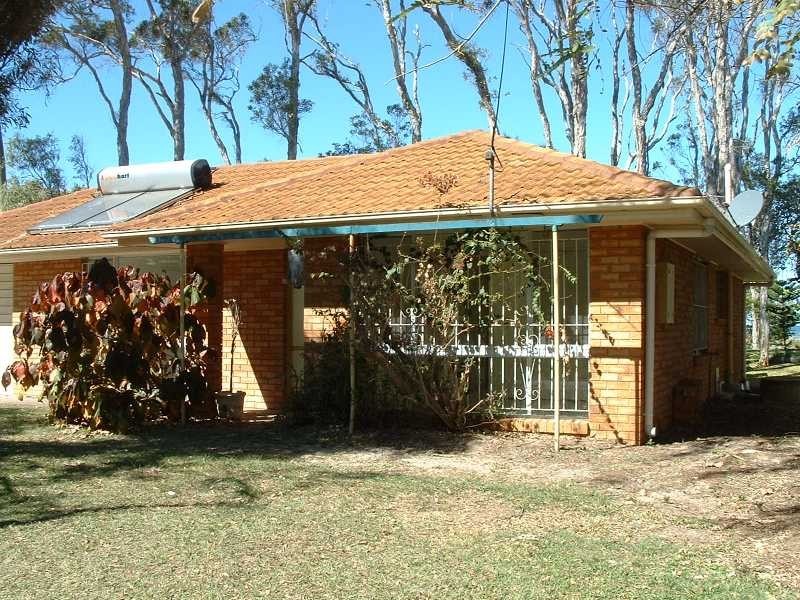 22 Bayside Drive, Beachmere QLD 4510