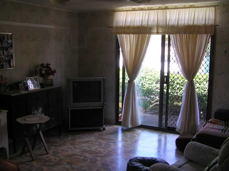 14 Lalroy Street, Beachmere QLD 4510